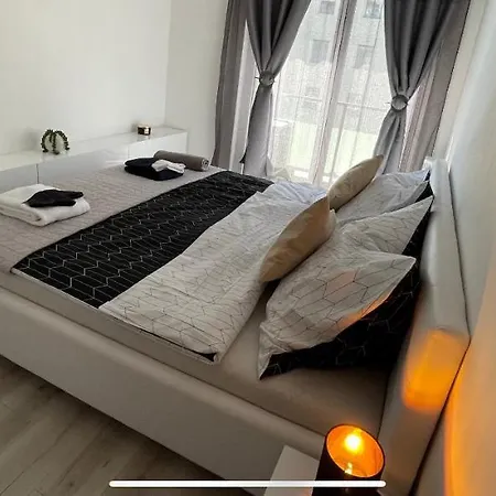 N.cristian Budapeszt