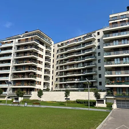 N.cristian * Budapeszt