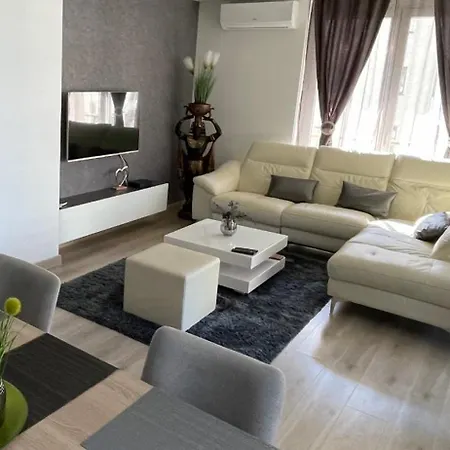 N.cristian Budapest